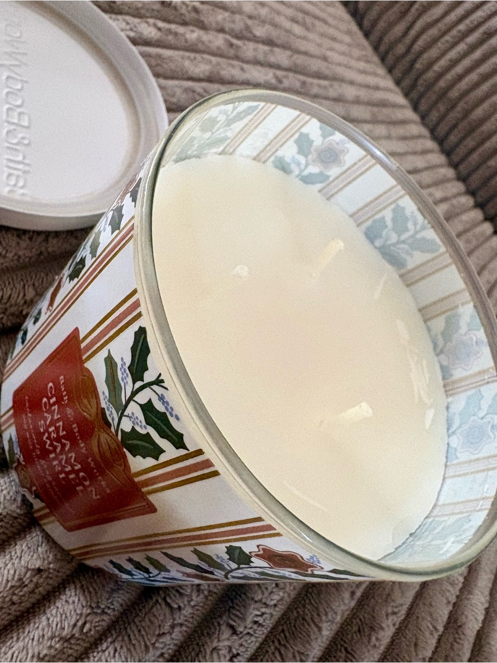 Bath & Body Works Cinnamon Caramel Swirl Candle - White & Red & Green - Picture 2 of 2
